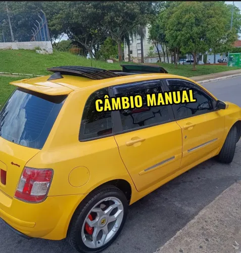 Fiat Stilo Dualogic 1.8 Sporting Flex 8V 5P 2010