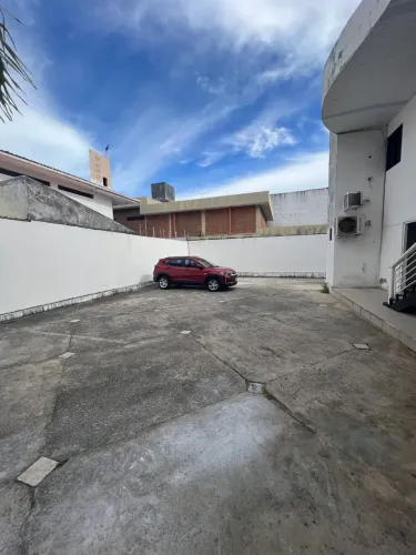 Sala comercial para alugar em Manaíra na Av. Edson Ramalho 20 m²