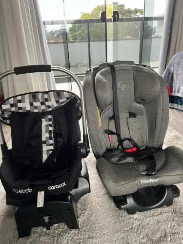 Bebê conforto Kidoo e cadeirinha fisher