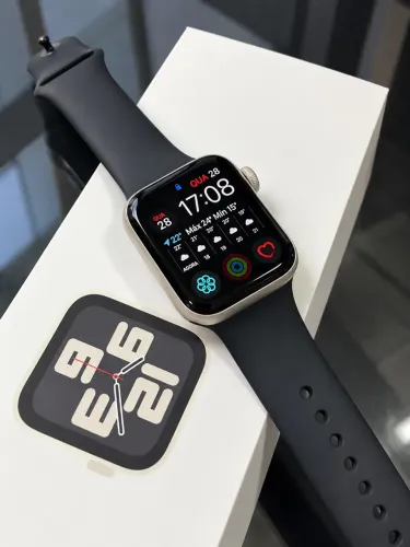 Apple Watch SE 2ª geração GPS 40 mm Estelar