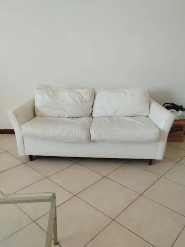 Sofá dois lugares