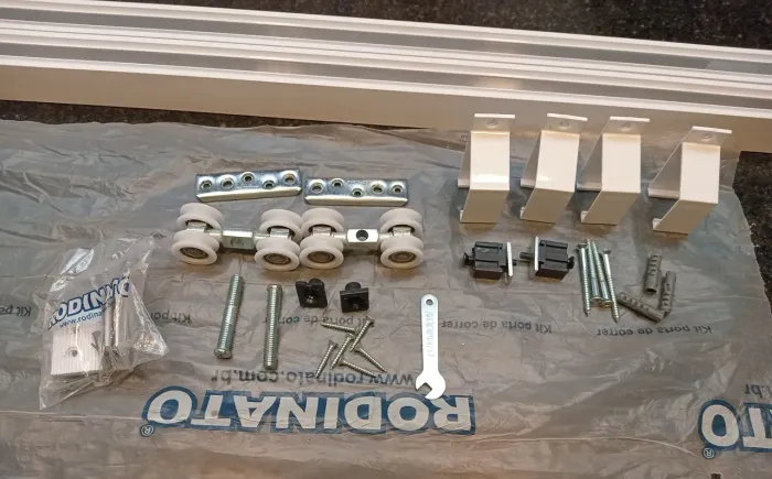 Kit para porta de correr de alumínio para portas de até 90cm
