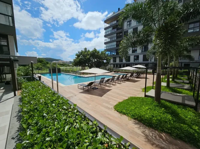 Apartamento para aluguel anual com 1 quarto em Jurerê Internacional