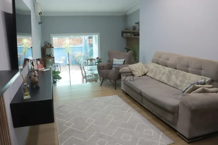 Oportunidade - Casa Sobrado - Jardim das Industrias - 4 Dormitórios - 300m².