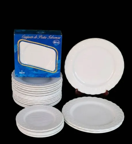 Conjunto de Pratos da Cerâmica Scalla