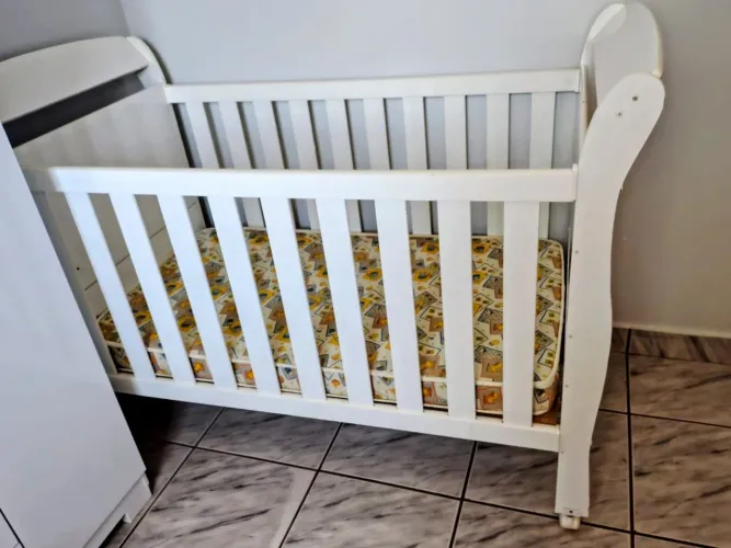 BERÇO QUE VIRA CAMINHA