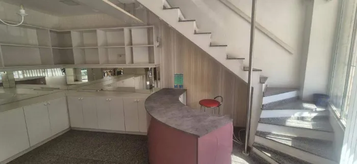Loja na Mata da Praia: Ponto Estratégico próximo ao Tetto Rooftop e Aeroporto