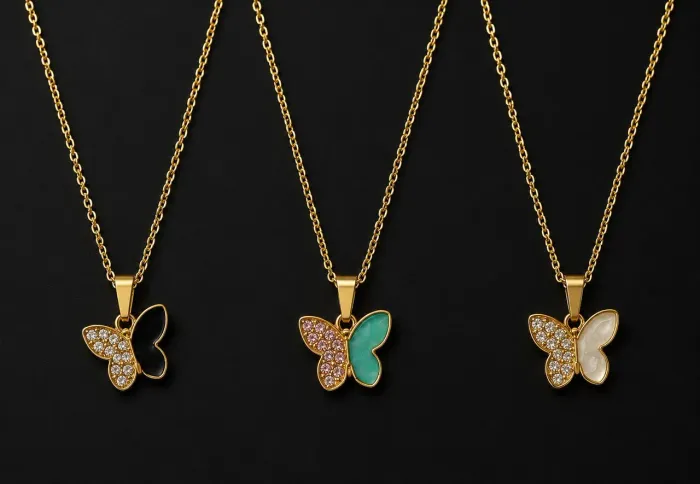 Correntinha Borboleta, em 3 cores( peças novas) 20,00 cada ou 50,00 as 3.