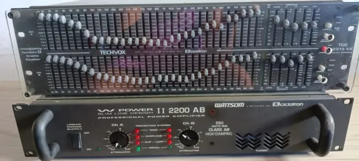 Amplificador e Equalizador Ciclotron