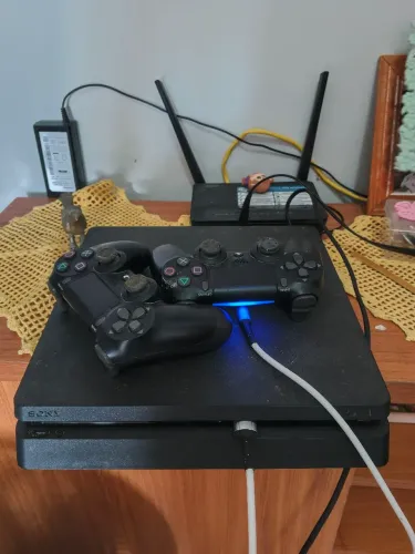PS4 SLIM PRA VENDER LOGO