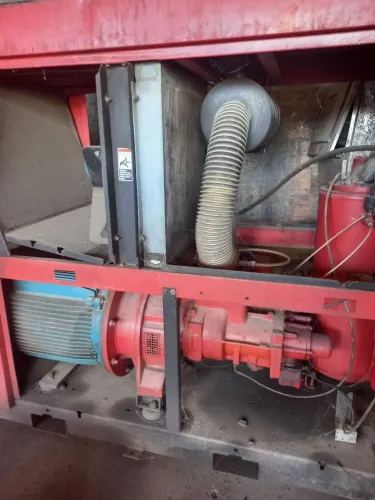Vendo vários compressores parafuso de 70 hp 20 hp e 15 hp e 1 chiller
