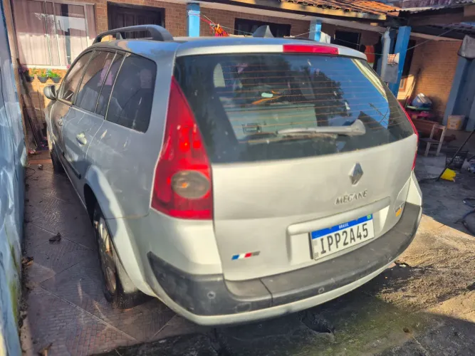 Renault Megane Grand Tour Dynam. Hi-flex 1.6 16V 2009