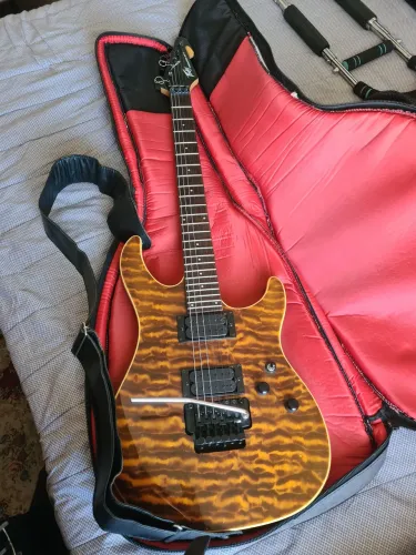 Guitarra peavey predator II