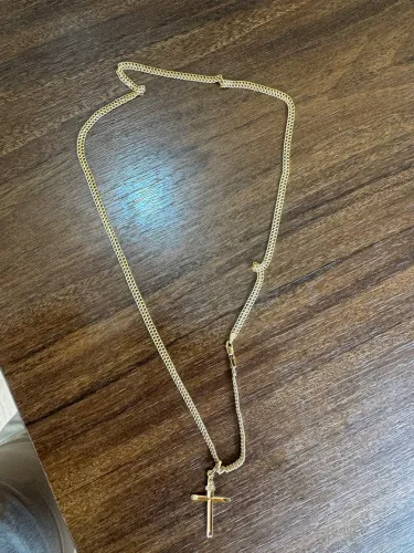 Cordão de ouro 18