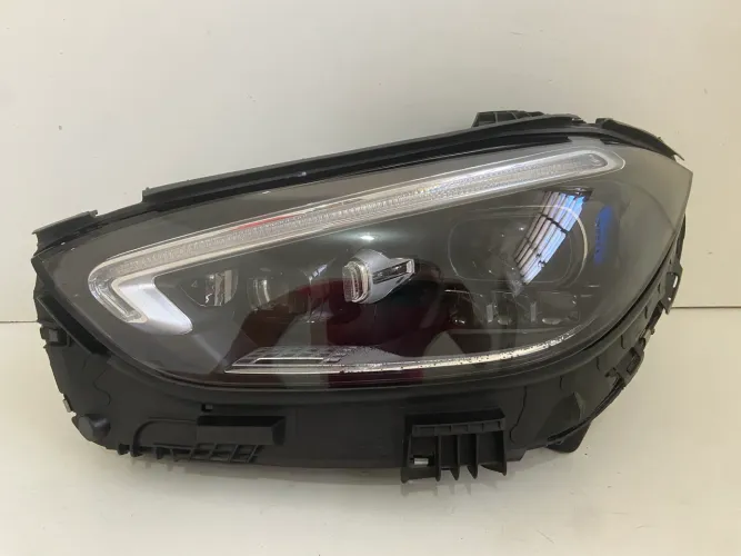 Farol Mercedes C200 C300 2023  2024 2025  Lado Esquerdo  Original 