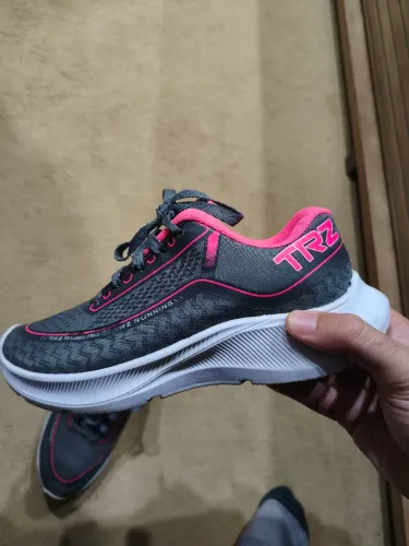 Tênis feminino