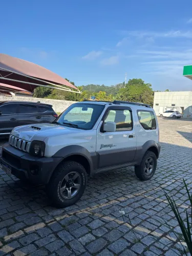Suzuki Jimny 4sun 1.3 16V 2014
