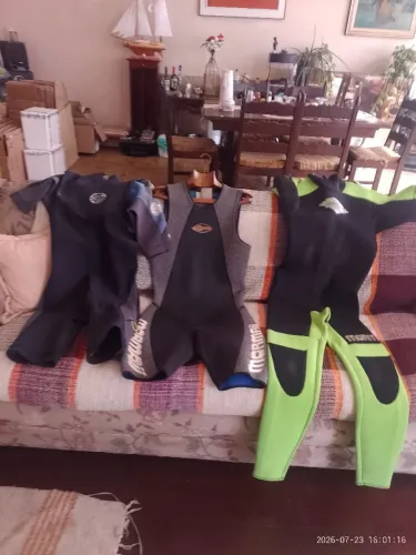 Roupas de Borracha