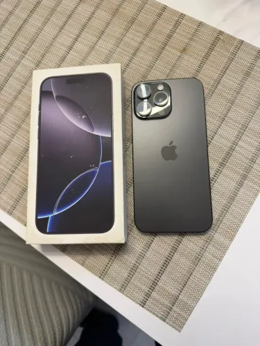 iPhone 16 Pro Max 256gb Preto