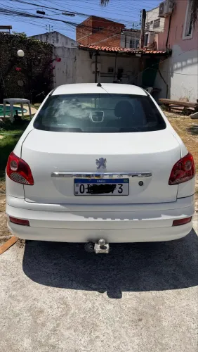 Peugeot 207 Sed. Passion XR Sport 1.4 Flex 8V 4P 2012