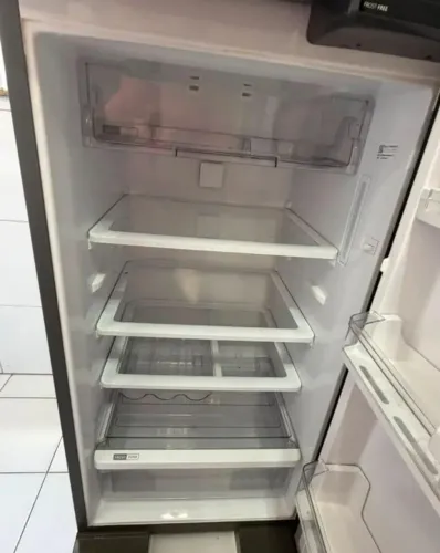 Geladeira Brastemp bem conservada