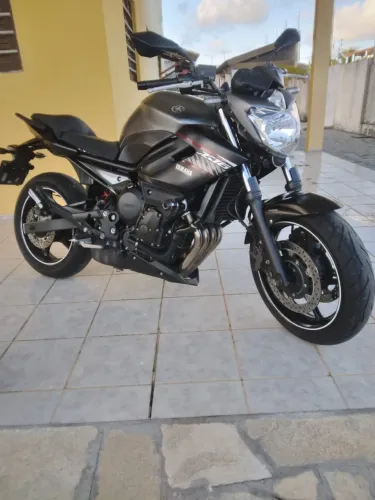 Yamaha XJ6 - Excelente Estado