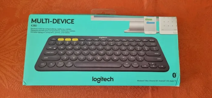Teclado Logitech K380 Bluetooth Multi-Device PC/Mac/Chrome OS/Android/iOS/Apple TV Cinza U