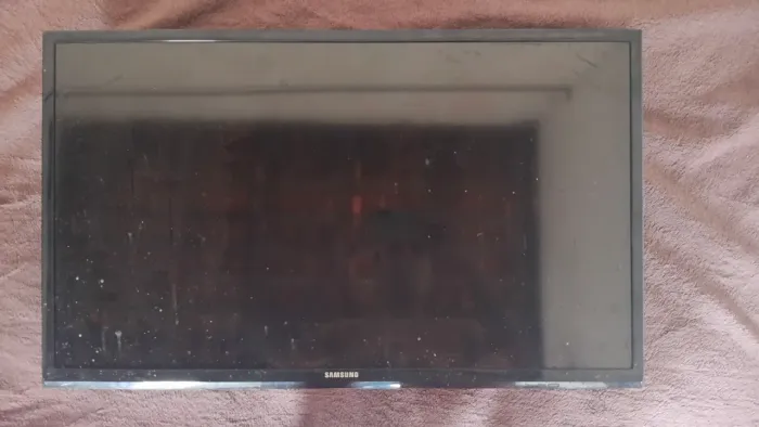 TV Samsung 32 polegadas não é smart