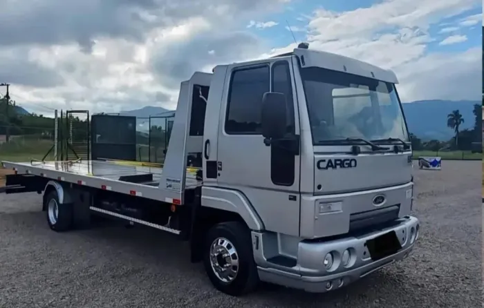 Ford Cargo 815 Plataforma 2012