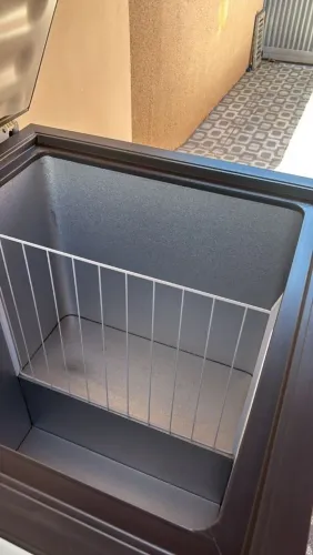 Vendo freezer 220 litros seme novo *