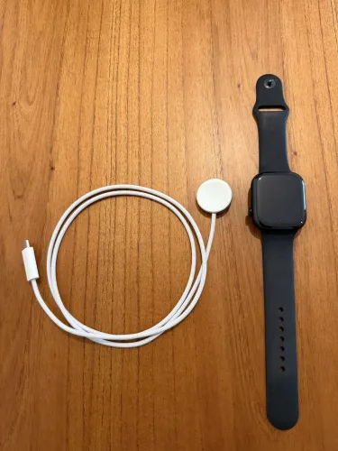 Apple Watch 11 46 mm GPS + Celular