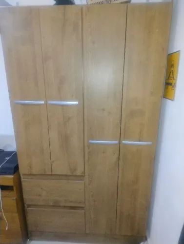 GUARDA ROUPA 4 PORTAS
