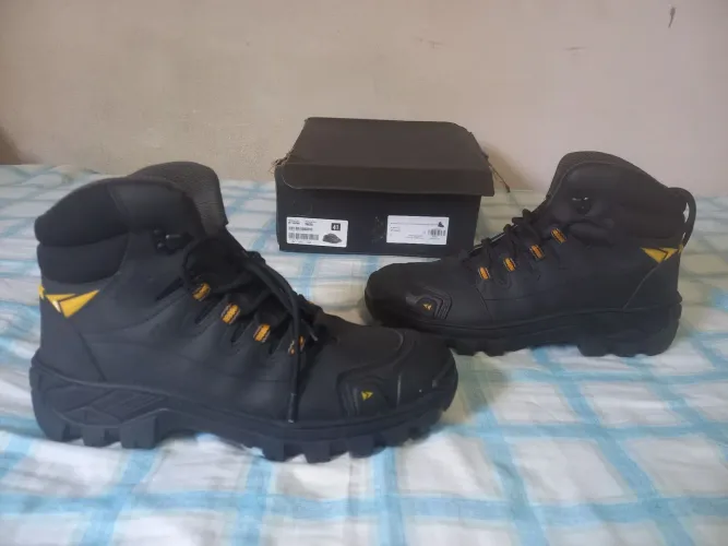 Bota Tênis masculino cano longo