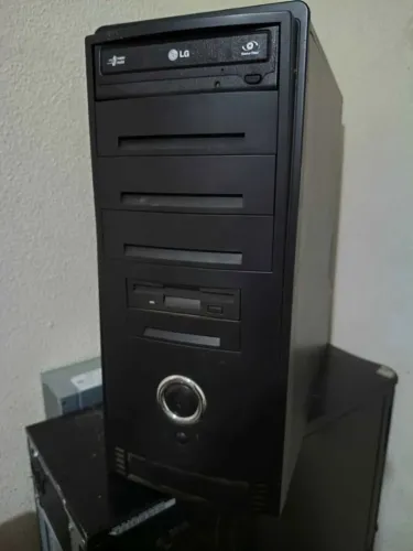 PC Jogos Básicos FX 6300 Memória 8GB HD Sata 500GB Placa de Vídeo GT 430 e Wi-fi