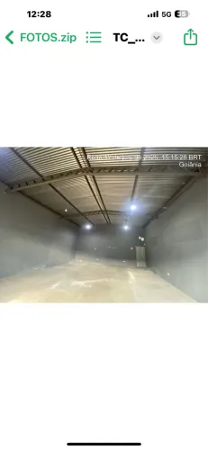 Galpão fechado bem seguro