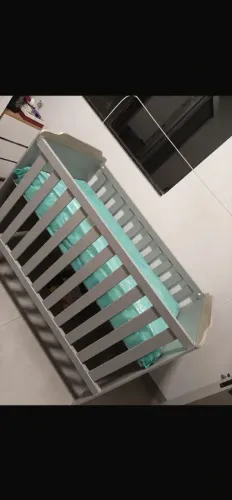 Vendo Berço Americano 3 em 1 c/ colchão
