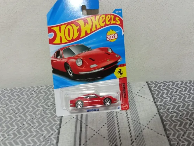 Hot Wheels Ferrari Dino
