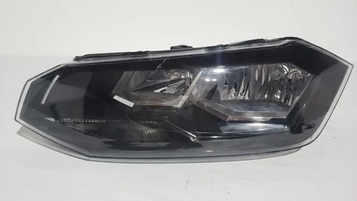 Farol Polo  Virtus Friso Cromado Black Piano Le 