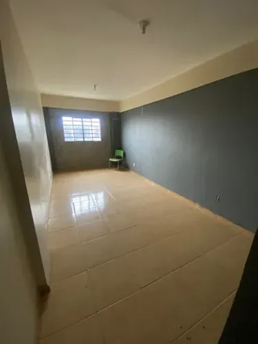 Alugo sala comercial  em  Aguas Lindas perto da Caixa , Itau .