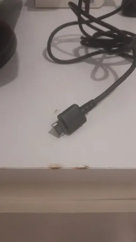 Cabo usb LG para celulares antigos.