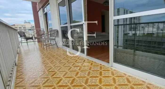 Tijuca- Rua Marques de Valença- Apartamento amplo com, 3 quartos, suíte, dependência compl