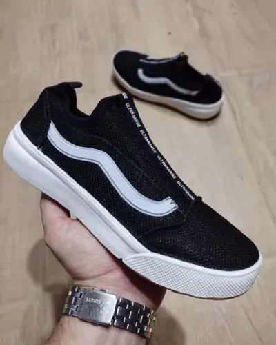Tênis Vans Esportivo