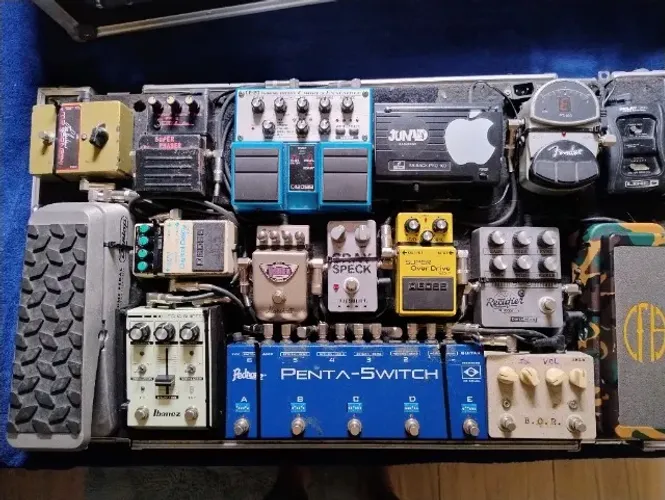 Vendo ou troco Pedalboarder completa, ou pedais separados (analisoTrocas)