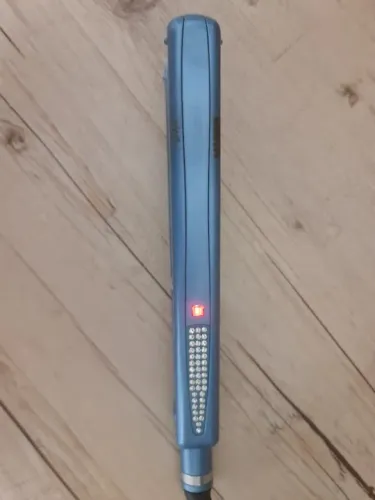 Prancha Baby liss Diamond Titanium