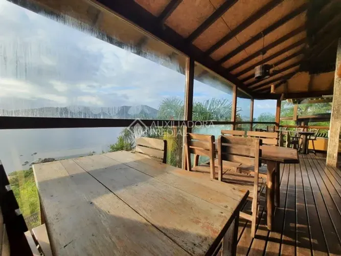 Bar e Restaurante com vista para lagoa conceição