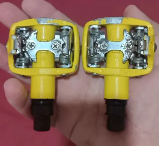 PEDAL CLIP Wellgo PARA MTB POUCO USADO. LEIA A DESCRIÇÃO.