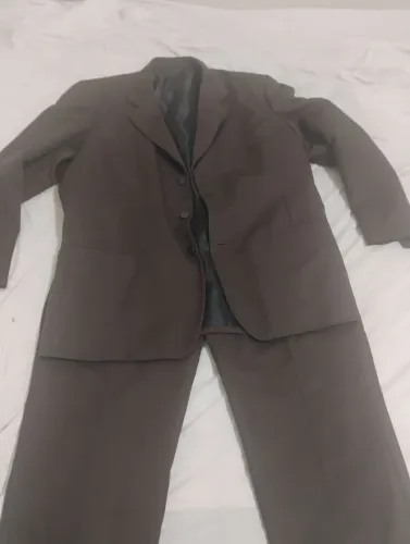 Vendo Terno Marrom Completo