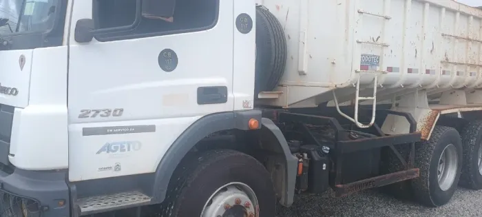 vendo esta ótimo caminhão caçamba e um novo deste custa 789;000;00