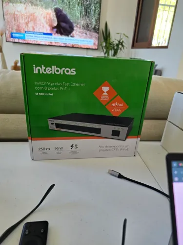 Switcher POE 9 Portas Intelbras SF900