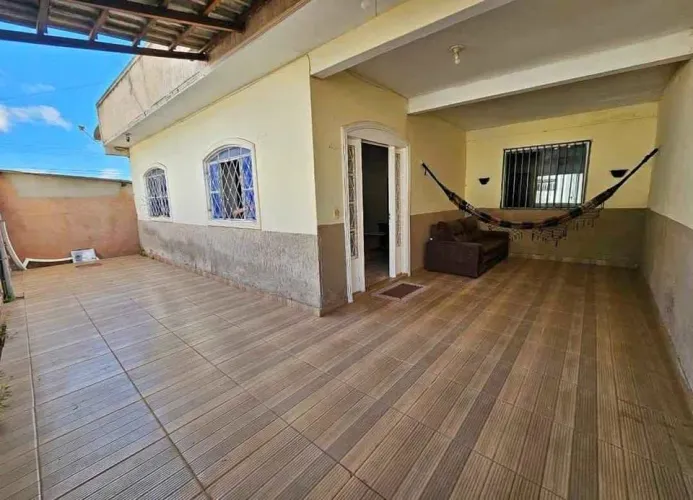 Casa a venda em Cristovão Colombo (proximo a rotatoria da divisa)